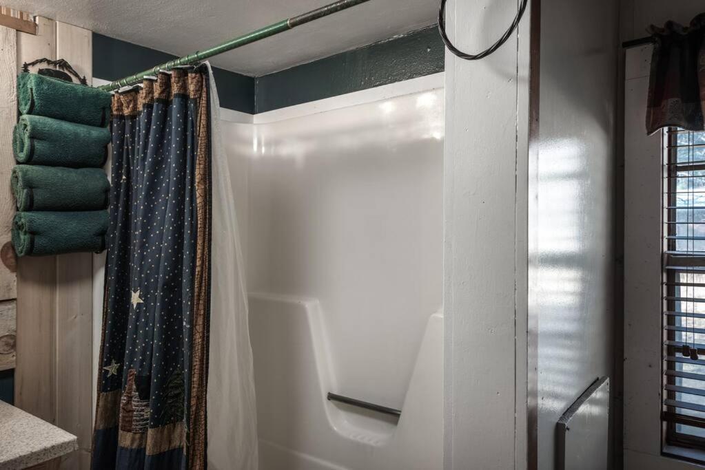 Coyote Cabin - Private Hot Tub - Upper Canyon Ruidoso Exterior photo