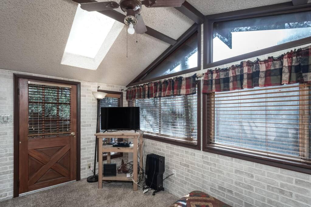 Coyote Cabin - Private Hot Tub - Upper Canyon Ruidoso Exterior photo